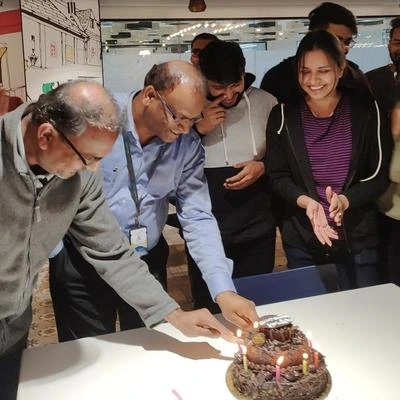 Aptus Data Labs Cake Cutting Celebration